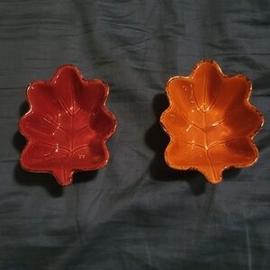 Acorn leaf party bowls